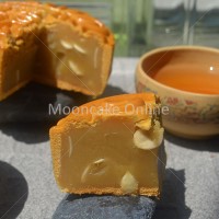 白莲蓉月 White Lotus Paste Mooncake