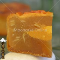 单黄白莲蓉月饼 White Lotus Paste Mooncake with Single Yolk